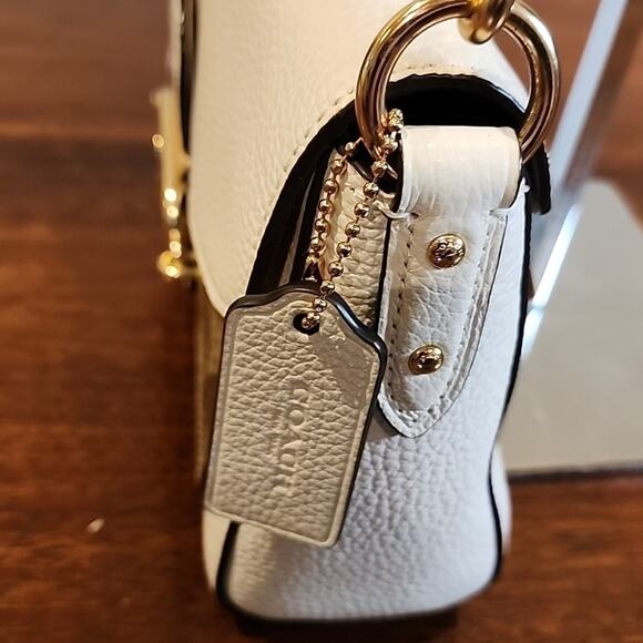 Coach Signature Canvas & White Leather Shoulder Bag – Gold Hardware.  Luxury - Picture 13 of 14